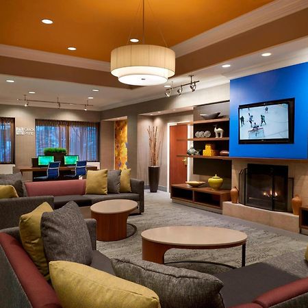 Courtyard By Marriott Toronto Downtown Hotel Ngoại thất bức ảnh