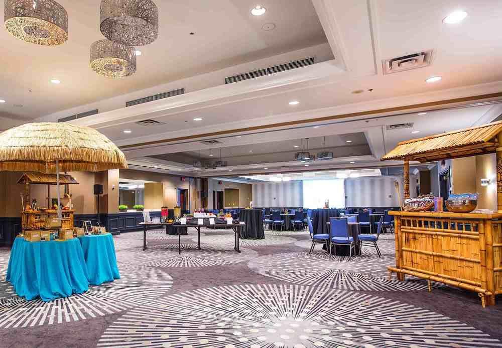 Courtyard By Marriott Toronto Downtown Hotel Ngoại thất bức ảnh