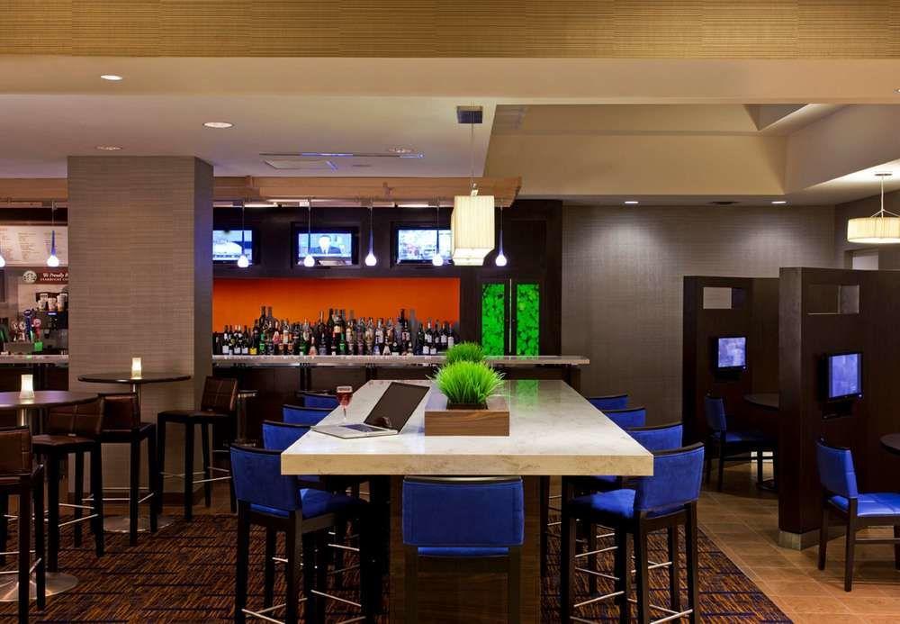 Courtyard By Marriott Toronto Downtown Hotel Ngoại thất bức ảnh